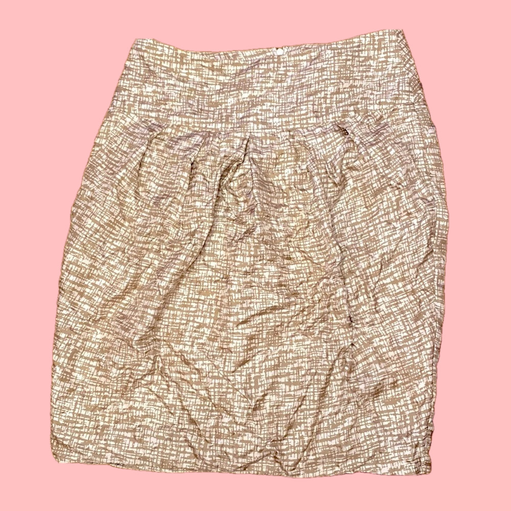 🌷 Banana Republic 🌷 100% Silk Skirt